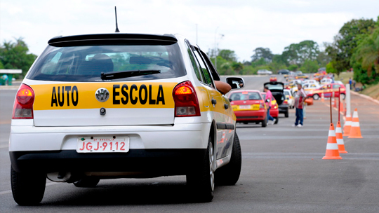 Câmara de Vereadores propõe solução definitiva para espaço de aulas práticas das autoescolas de Costa Rica