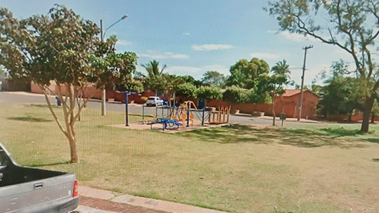 Vice-presidente Magno Almeida solicita implantação de parquinho infantil e quadra de areia no Jardim Parque dos Ipês