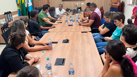 Pacientes oncológicos de Costa Rica agora têm dois transportes semanais para Barretos após reunião mediada pela Câmara Municipal