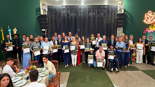 Costa Rica homenageia 28 personalidades em Sessão Solene com a entrega do Título de Cidadão Costarriquense e da Comenda “Medalha José Ferreira da Costa”