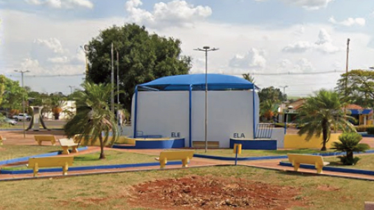 Vereador Popó indica construção de banheiros acessíveis na Praça Central