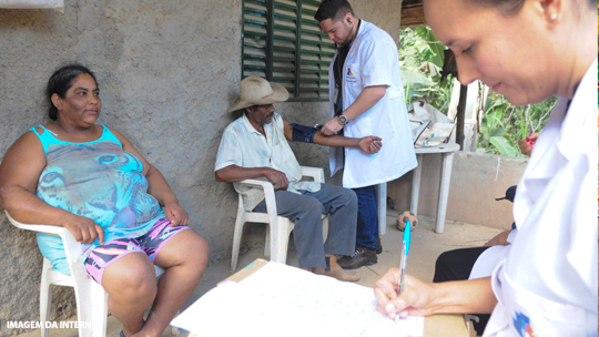 Vereador Popó apresenta indicações para melhorias na zona rural e na saúde pública