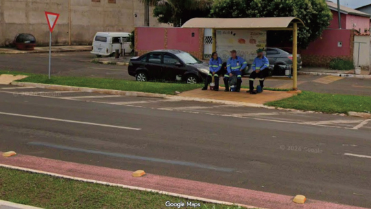 Artur Delgado Baird solicita instalação de ponto de ônibus com cobertura no Jardim Buenos Aires II